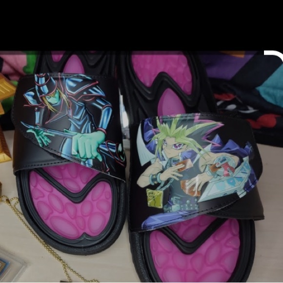 Adidas x YU-GI-OH! Reptossage Slides ‘Dark Magician’ [HQ4274] Men’s Size… - Picture 2 of 9
